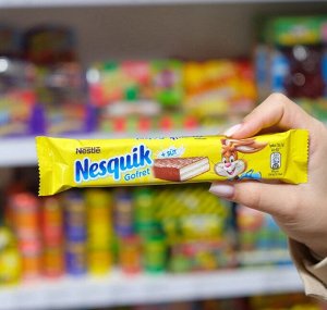 Вафельный батончик Nesquik Несквик в молочном шоколаде 26,7 гр