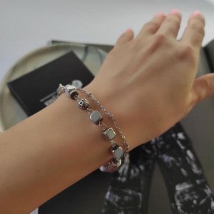 Браслет с кубиками гематита серебристого цвета