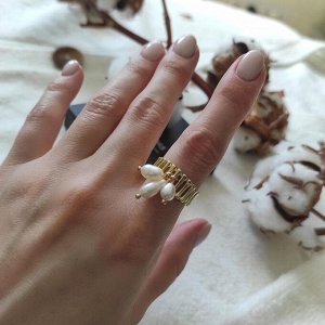 Кольцо с жемчужинами