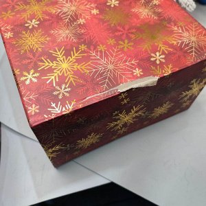 (БРАК) Коробка Новогодняя подарочная