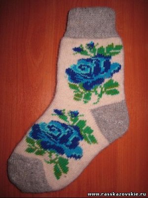Женские шерстяные носки круговой вязки с рисунком(синяя роза)
