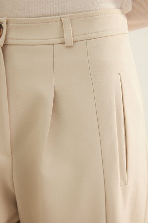 Trendyomilla Экру Высококачественные брюки-кюлоты с пуговицами и ткаными вставками