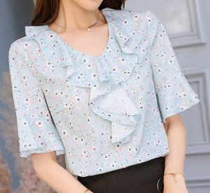 Блуза Блуза, оформленная короткими рукавами цвет: СИНИЙ 579RX, полиэстер. Размер (обхват груди, длина изделия, см): S (88,59), M (92,60), L (96,61), XL (100,62), 2XL (104,63), 3XL (108,64)