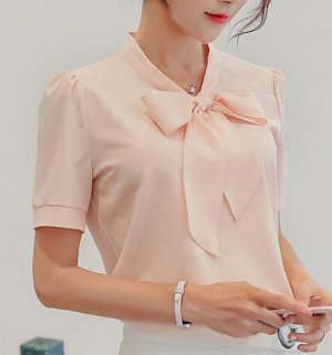 Блуза Блуза, оформленная короткими рукавами цвет: РОЗОВЫЙ, полиэстер. Размер (обхват груди, длина изделия, см): S (88,60), M (92,61), L (96,62), XL (100,63), 2XL (104,64)