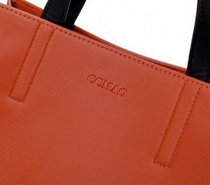 Сумка Отличная сумка  оранжевого  цвета.Очень Вместимая сумка.  Материал  PU кожа.