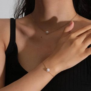 Комплект из колье и браслета, с белым жемчужными бусинами