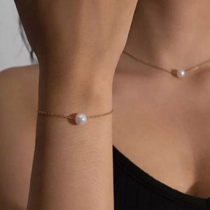 Комплект из колье и браслета, с белым жемчужными бусинами