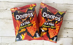 Doritos XXTRA Flamin'Hot Super Spicy 55g - Доритос Экстра флейминг хот. Супер острые