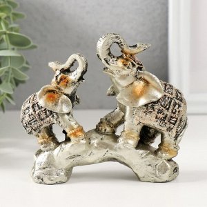 Фигурка полистоун «Слоны на камне с попонах с наскальными рисунками», 11x11x3.5 см