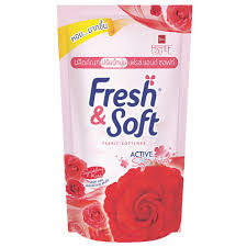 LION "Essence Fresh & Soft" Кондиционер для белья  550/600мл "Red Rose" (Sparkling Kiss) (мяг.уп.) /24шт/ Таиланд