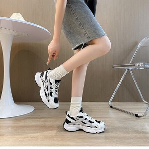 Женские кроссовки с сетчатыми вставками, цвет черный/белый