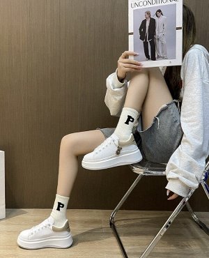 Женские кеды на платформе, декор "мишка", цвет белый/бежевый