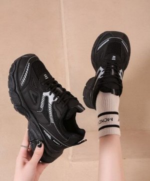 Женские кроссовки на массивной подошве, цвет черный