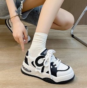 Женские кроссовки на шнуровке, цвет черный/белый