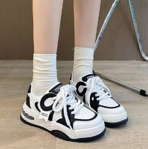 Женские кроссовки на шнуровке, цвет черный/белый