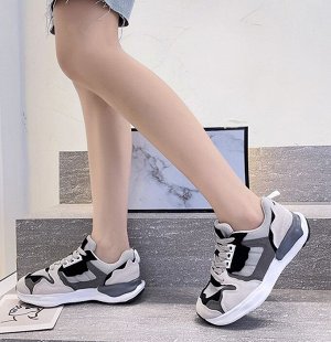 Женские кроссовки с сетчатыми вставками, цвет черный