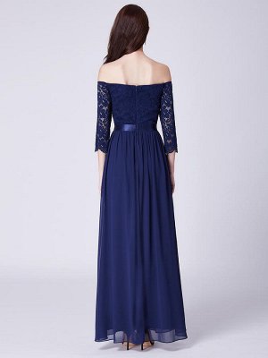 Синее длинное вечернее платье с кружевным топом и спущенными плечами