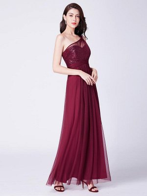 Длинное бордовое платье с блестящим топом и нежным шифоновой накидкой