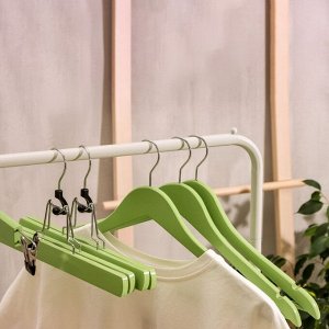 Плечики - вешалки для одежды деревянные LaDо́m Brillant, 44,5x23x1,2 см, 3 шт, цвет зелёный