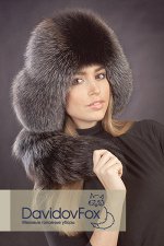 Шапка женская из блюфроста