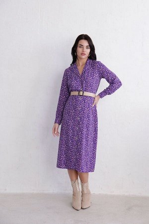 Платье-рубашка с английским воротником фиолетовое в цветочек