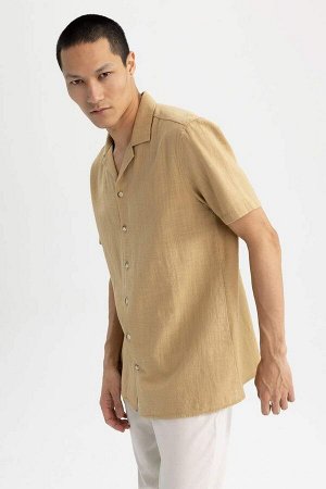 Рубашка Modern Fit из 100% хлопка с открытым воротником и короткими рукавами
