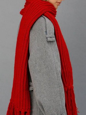 Шарф Объемный мягкий шарф "Билли" - классическая английская резинка с кистями на концах. Выполнен из пушистой меланжевой пряжи, кисти вплетаются вручную. К нему вы можете подобрать любую шапку и вареж
