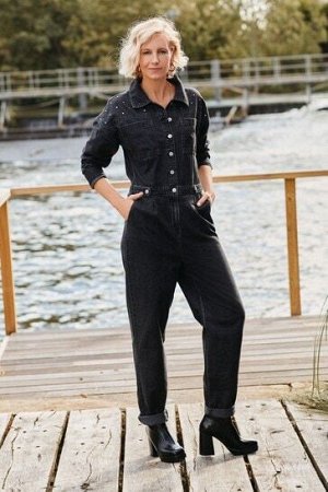 Черный джинсовый комбинезон Savannah Miller с заклепками