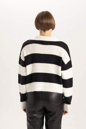 Полосатый свитер из ткани селаник с воротником-поло свободного покроя