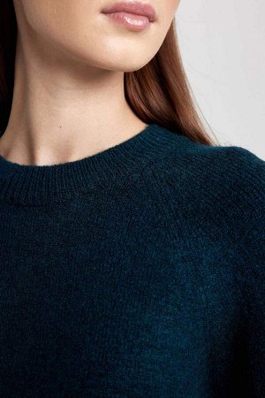 Пуловер-туника стандартного кроя