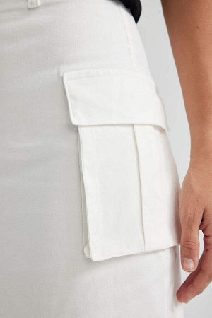 Мини-юбка из габардина с нормальной талией и вырезом