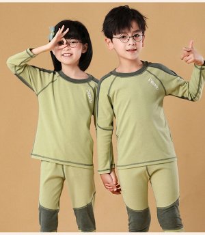 Детский комплект: лонгслив + брюки, цвет зелёный