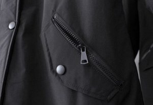 Курта с капюшоном, внутри утеплена стеганым подкладом, на молнии, черный
