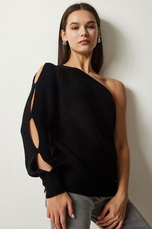 Женский черный трикотажный свитер с одним рукавом и детализированным окном PF00059