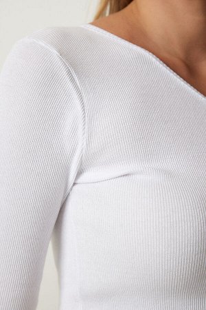 Женская белая укороченная блузка в рубчик с одним рукавом GT00230