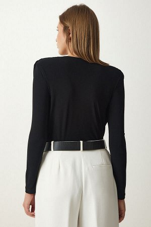 Женская черная трикотажная блузка с запахом и воротником-стойкой FF00147