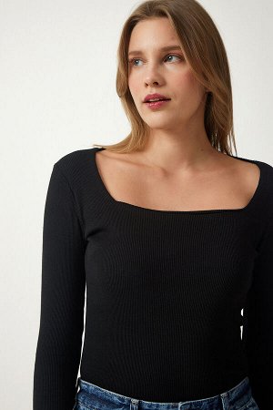 Женская черная вязаная блузка с квадратным вырезом GT00052