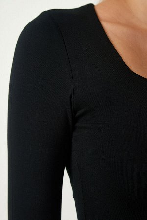 Женская черная вискозная трикотажная блузка с квадратным воротником RX00040