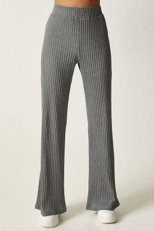 Женский комплект из трикотажной блузки и брюк дымчатого цвета OW00008