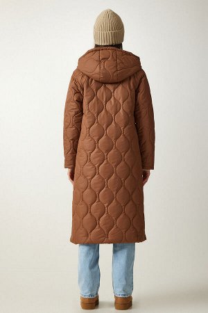 Женское коричневое стеганое пальто с капюшоном и карманами DD01285