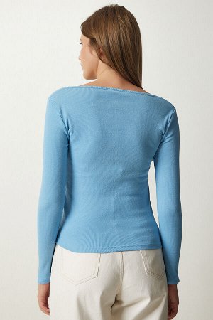 Женская небесно-голубая трикотажная блузка с квадратным вырезом GT00052