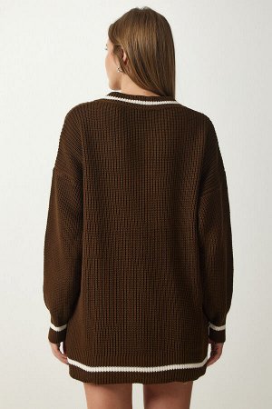 Женский коричневый длинный вязаный свитер оверсайз с v-образным вырезом BP00140