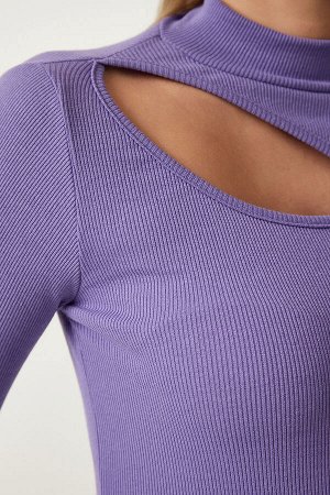 Женская сиреневая трикотажная блузка с вырезами GT00065
