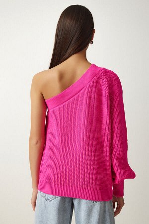 Женский трикотажный свитер с одним рукавом цвета фуксии и окном PF00059