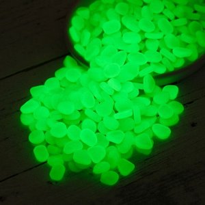 Пижон Аква Декоративные камни для аквариума, светящиеся, 8-11 мм, 200 г, зелёные