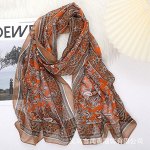 Шарф с узором 155х50 см
