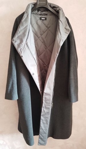 Демисезонное пальто Parole by Victjria Andreyanova, 95% шерсть