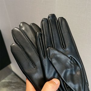 Перчатки женские цвет черный