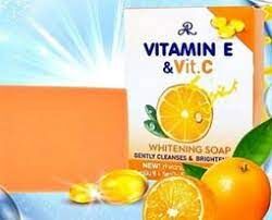 AR Увлажняющее отбеливающее мыло с витаминами Е и С, 100Г.