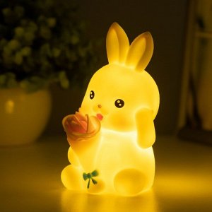 Фигурка световая RISALUX «Зайка с букетом», LED-ночник, 2 Вт, от батареек 3xLR44, бело-розовый, 6.5x6.5x11 см